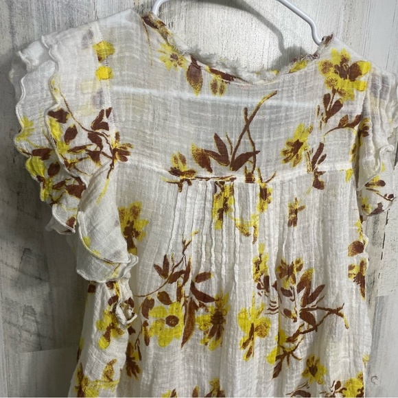 Free People Naya Ruffle Floral Blouse Ivory Short Sleeve Top size S Boho Cottage - Picture 2 of 11
